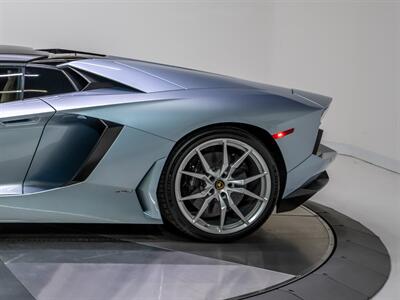 2013 Lamborghini Aventador LP 700-4   - Photo 37 - Nashville, TN 37217