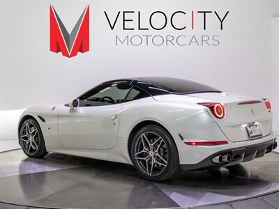 2016 Ferrari California T   - Photo 8 - Nashville, TN 37217