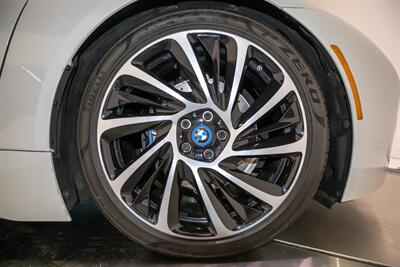 2014 BMW i8   - Photo 77 - Nashville, TN 37217