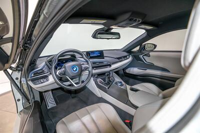 2014 BMW i8   - Photo 53 - Nashville, TN 37217