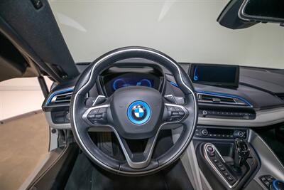 2014 BMW i8   - Photo 58 - Nashville, TN 37217