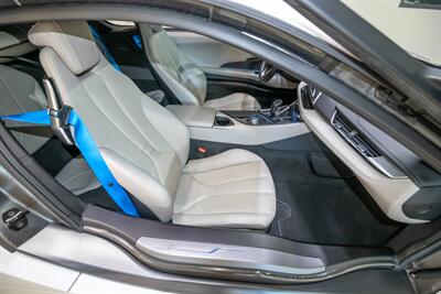 2014 BMW i8   - Photo 36 - Nashville, TN 37217