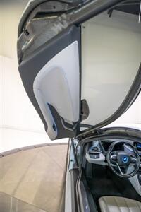 2014 BMW i8   - Photo 52 - Nashville, TN 37217