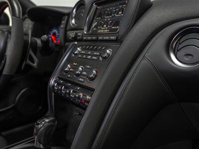 2013 Nissan GT-R Premium   - Photo 58 - Nashville, TN 37217