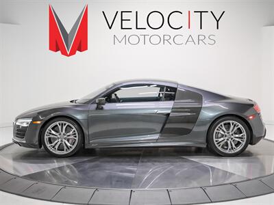 2015 Audi R8 5.2 quattro   - Photo 10 - Nashville, TN 37217