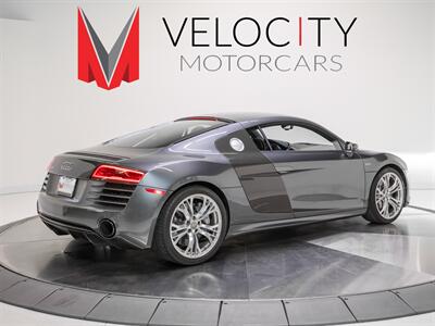 2015 Audi R8 5.2 quattro   - Photo 7 - Nashville, TN 37217