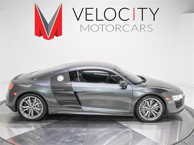 2015 Audi R8 5.2 quattro   - Photo 15 - Nashville, TN 37217