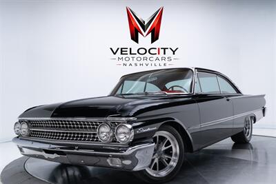 1961 Ford Starliner Coupe