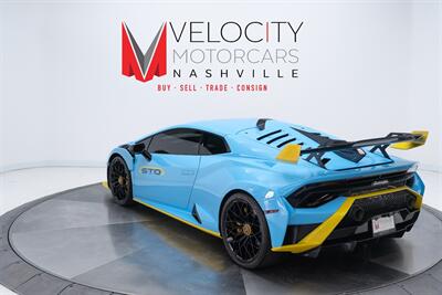 2023 Lamborghini Huracan STO - Photo 16 - Nashville, TN 37217