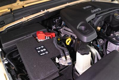 2020 Jeep Gladiator Sport   - Photo 86 - Nashville, TN 37217