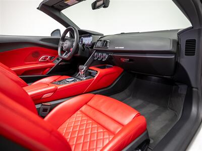 2018 Audi R8 5.2 quattro   - Photo 43 - Nashville, TN 37217