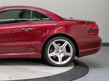 2011 Mercedes-Benz SL 550   - Photo 11 - Nashville, TN 37217