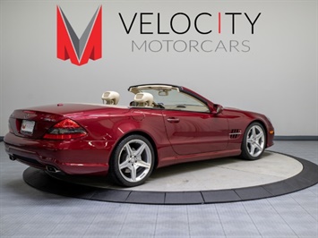 2011 Mercedes-Benz SL 550   - Photo 2 - Nashville, TN 37217