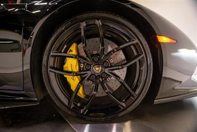 2017 Lamborghini Huracan LP 610-4 Spyder   - Photo 61 - Nashville, TN 37217