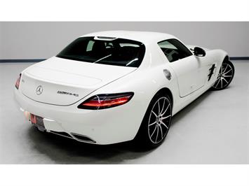 2013 Mercedes-Benz SLS AMG GT   - Photo 30 - Nashville, TN 37217