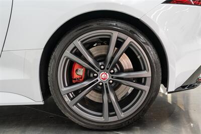 2020 Jaguar F-TYPE SVR   - Photo 100 - Nashville, TN 37217
