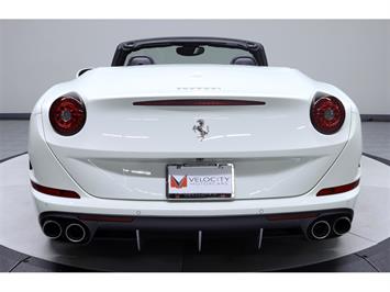 2015 Ferrari California T   - Photo 8 - Nashville, TN 37217