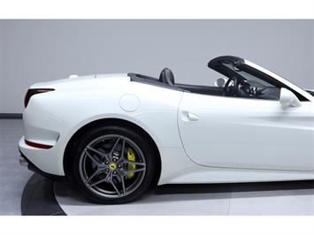 2015 Ferrari California T   - Photo 16 - Nashville, TN 37217