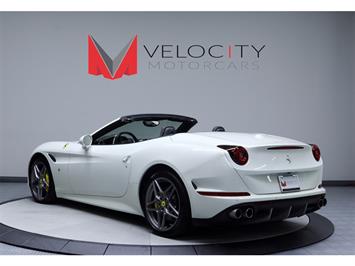 2015 Ferrari California T   - Photo 3 - Nashville, TN 37217