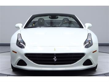 2015 Ferrari California T   - Photo 22 - Nashville, TN 37217