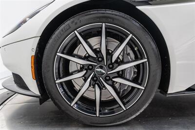 2018 Aston Martin DB11 V12   - Photo 105 - Nashville, TN 37217