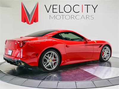 2017 Ferrari California T   - Photo 3 - Nashville, TN 37217