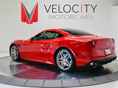 2017 Ferrari California T   - Photo 4 - Nashville, TN 37217