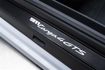 2025 Porsche 911 Targa 4 GTS   - Photo 38 - Nashville, TN 37217