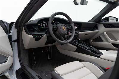 2025 Porsche 911 Targa 4 GTS   - Photo 54 - Nashville, TN 37217