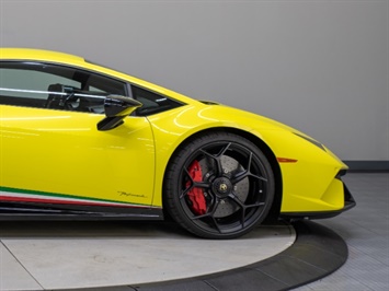 2018 Lamborghini Huracan LP 640-4 Performante   - Photo 17 - Nashville, TN 37217