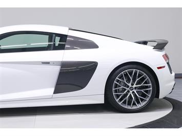 2017 Audi R8 5.2 quattro V10 Plus   - Photo 26 - Nashville, TN 37217