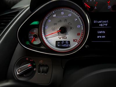 2012 Audi R8 5.2 quattro   - Photo 74 - Nashville, TN 37217