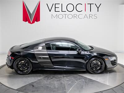 2012 Audi R8 5.2 quattro   - Photo 14 - Nashville, TN 37217