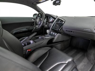 2012 Audi R8 5.2 quattro   - Photo 40 - Nashville, TN 37217