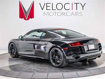 2012 Audi R8 5.2 quattro   - Photo 8 - Nashville, TN 37217