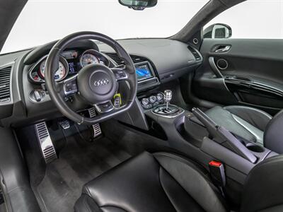 2012 Audi R8 5.2 quattro   - Photo 57 - Nashville, TN 37217