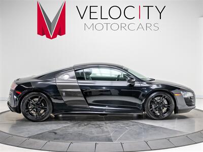 2012 Audi R8 5.2 quattro   - Photo 5 - Nashville, TN 37217