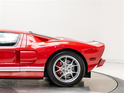 2005 Ford GT   - Photo 100 - Nashville, TN 37217