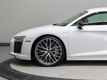 2017 Audi R8 5.2 quattro V10 Plus   - Photo 14 - Nashville, TN 37217