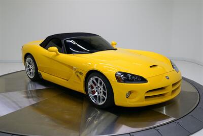 2005 Dodge Viper SRT-10   - Photo 9 - Nashville, TN 37217