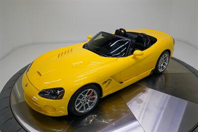 2005 Dodge Viper SRT-10   - Photo 59 - Nashville, TN 37217