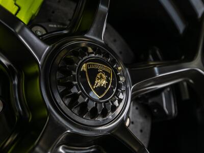 2022 Lamborghini Huracan EVO  Fluo Capsule - Photo 75 - Nashville, TN 37217