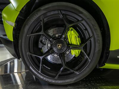 2022 Lamborghini Huracan EVO  Fluo Capsule - Photo 74 - Nashville, TN 37217