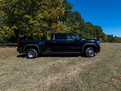 2021 GMC Sierra 3500 Denali   - Photo 17 - Nashville, TN 37217