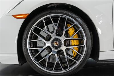 2015 Porsche 911 Turbo S   - Photo 108 - Nashville, TN 37217