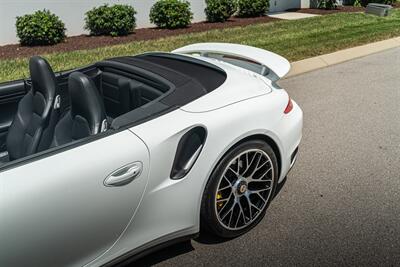 2015 Porsche 911 Turbo S   - Photo 116 - Nashville, TN 37217
