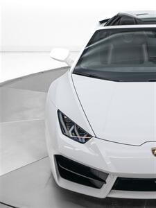 2018 Lamborghini Huracan LP580-2S   - Photo 81 - Nashville, TN 37217