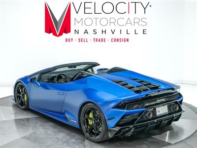 2022 Lamborghini Huracan   - Photo 17 - Nashville, TN 37217