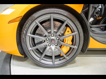 2012 McLaren MP4-12C   - Photo 44 - Nashville, TN 37217