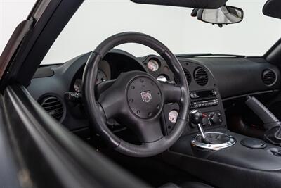 2004 Dodge Viper SRT-10 - Photo 94 - Nashville, TN 37217
